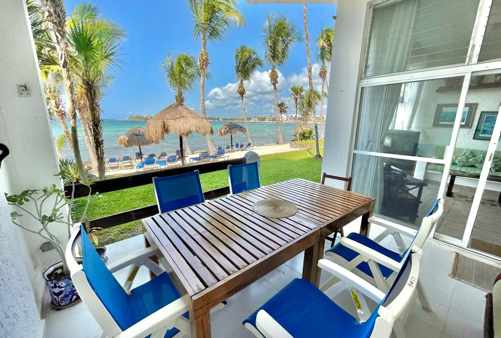 اتصالات Bttm Floor Beachfront Condo In Half Moon Bay Akumal 